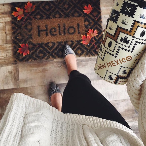 Women's Mohana D'orsay Pointed Toe Ballet Flats-S2 - Picture 4 of 5